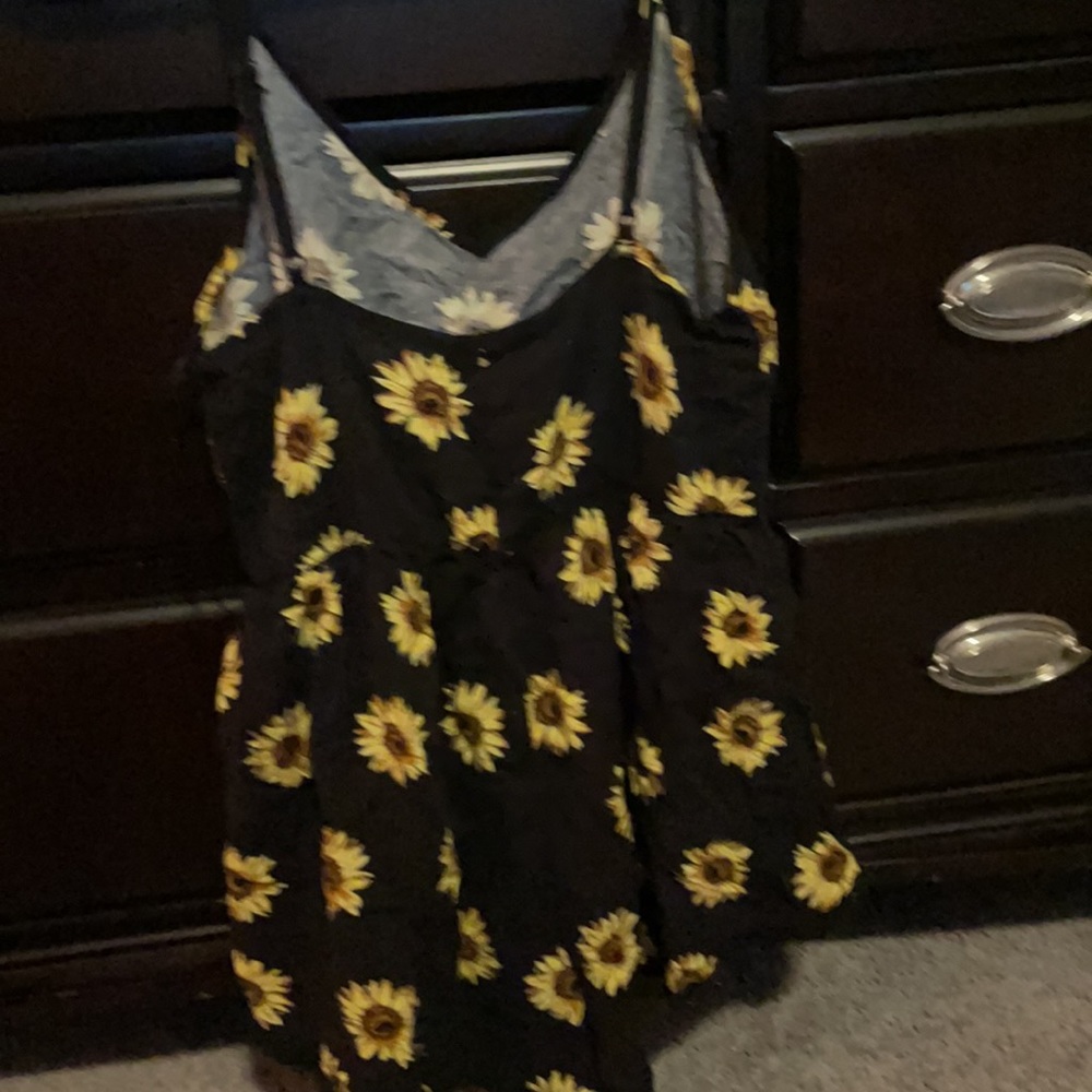 Romper - Picture 5 of 6
